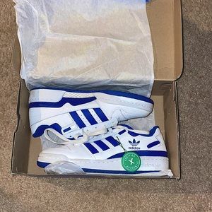 Adidas size 8 sneakers used. Just looking to make some money.